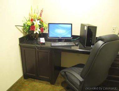 Super 8 By Wyndham Laporte La Porte Tiện nghi bức ảnh