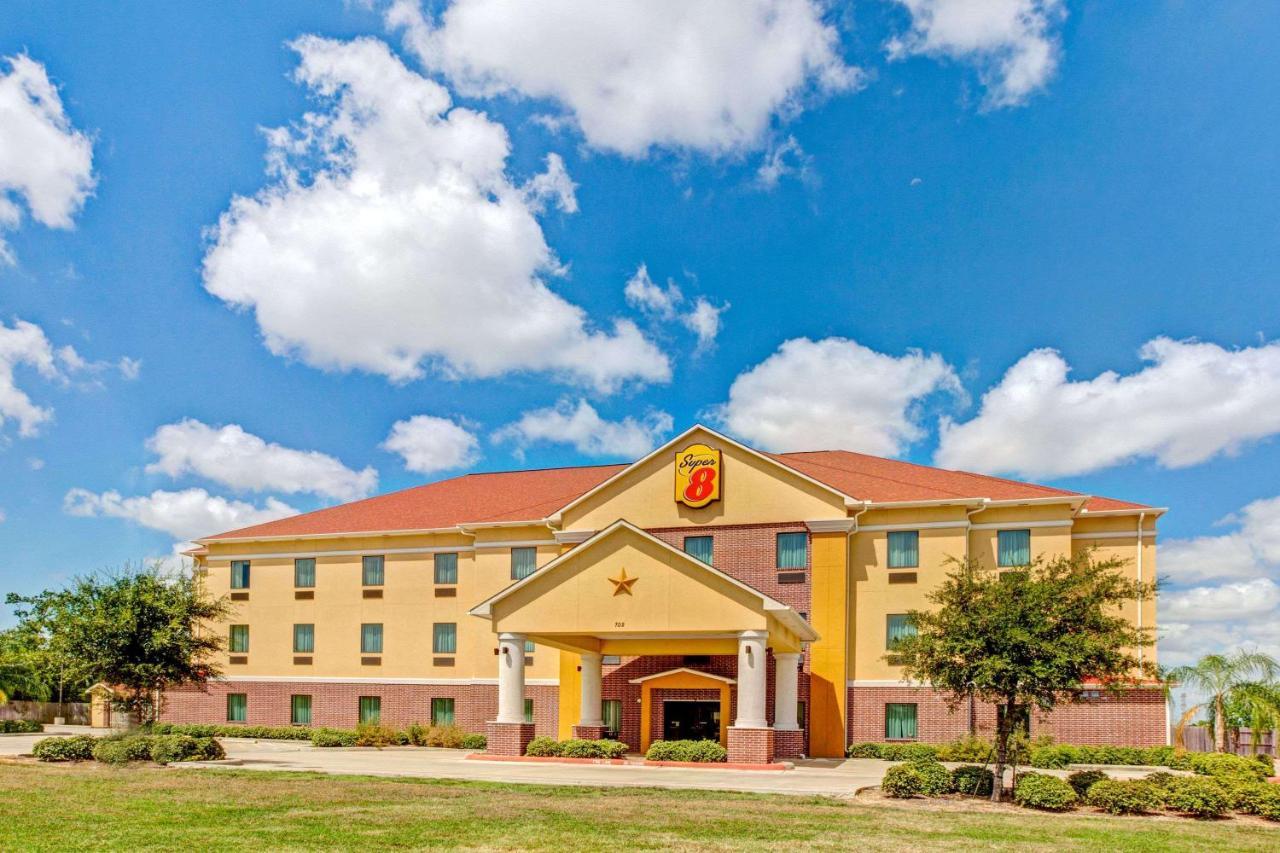 Super 8 By Wyndham Laporte La Porte Ngoại thất bức ảnh